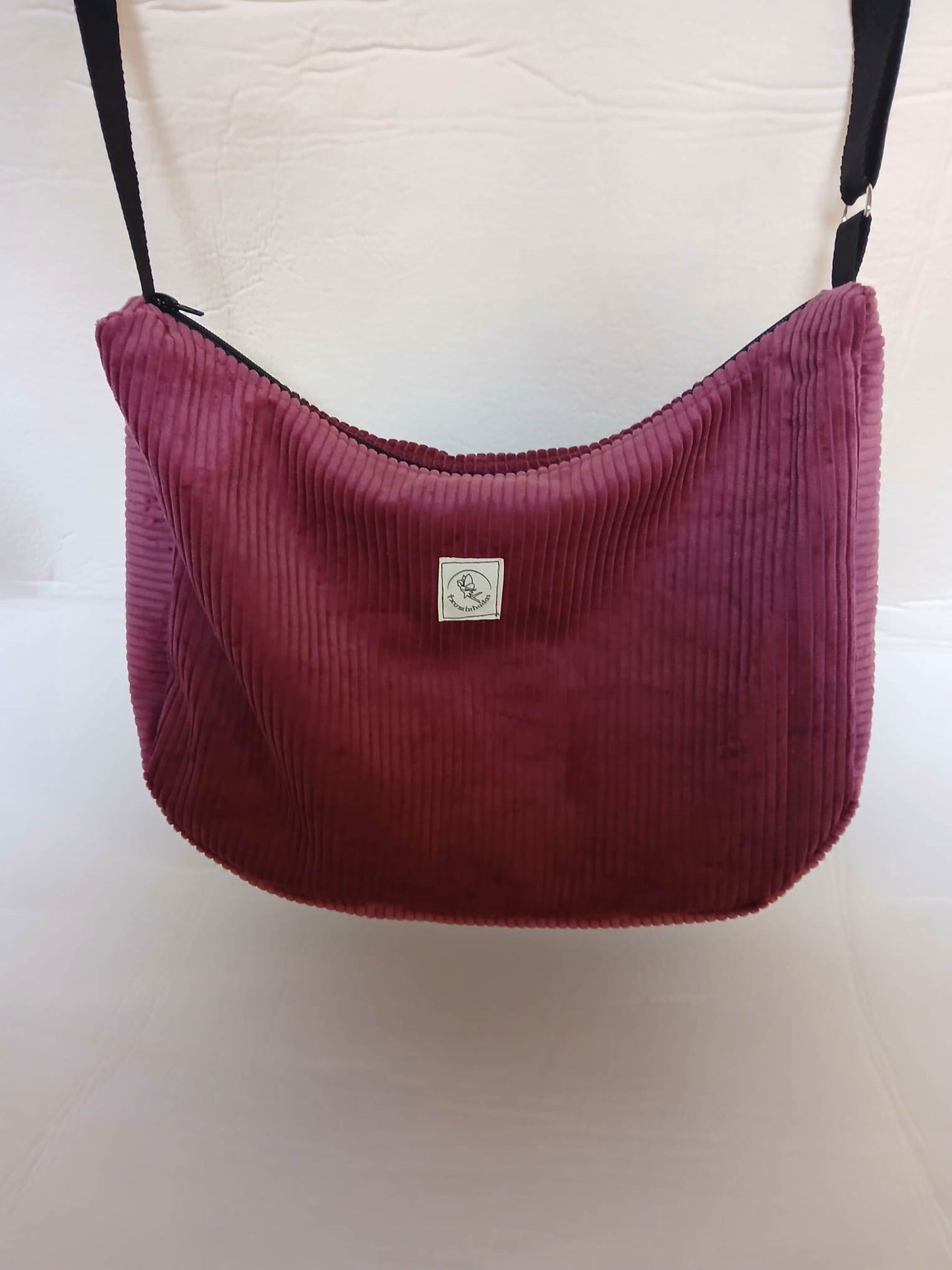 Bolso pequeño artesanal de tela – Modelo Borneo