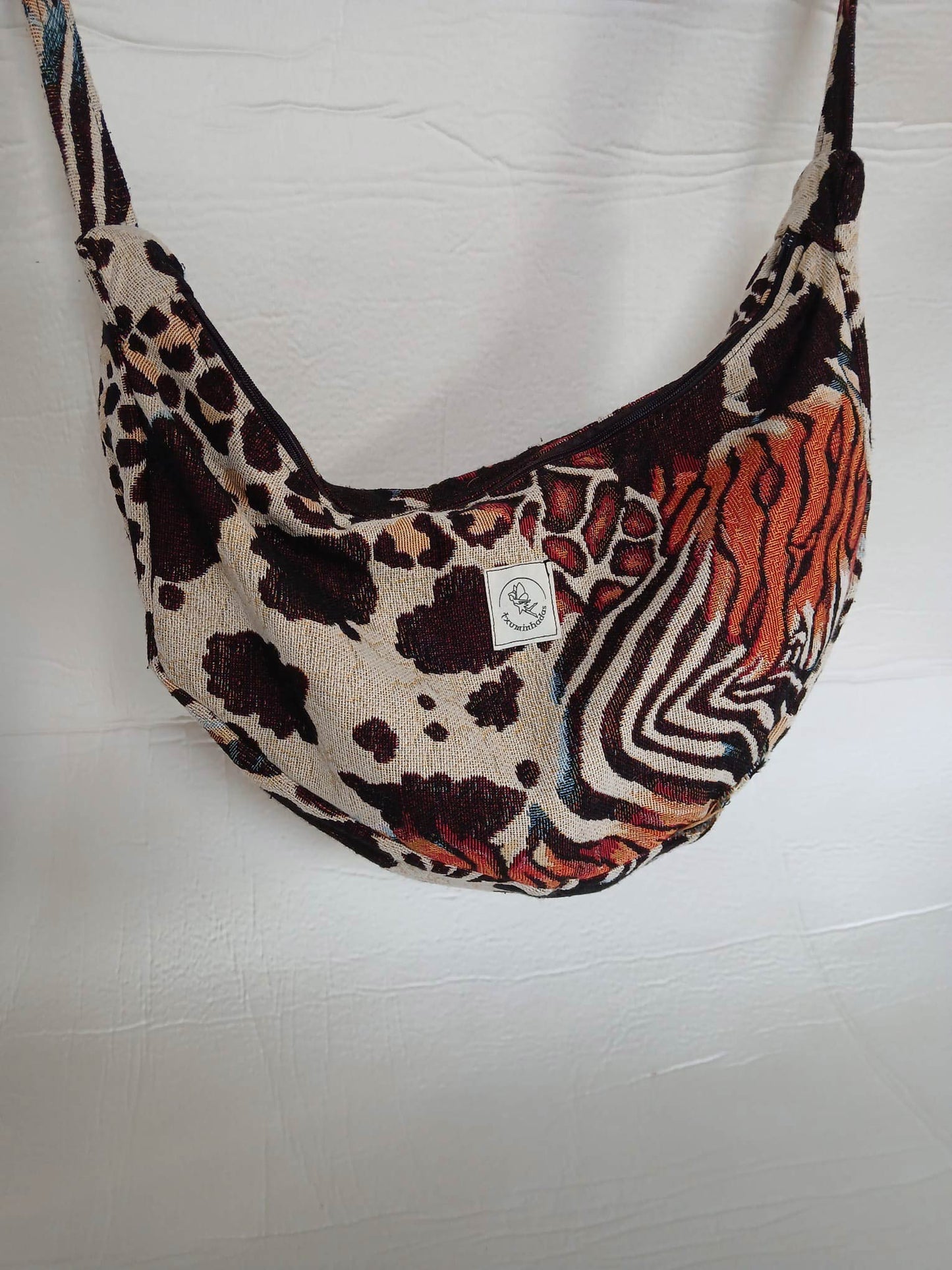 Bolso artesanal de tela – Modelo Creta Animal Print
